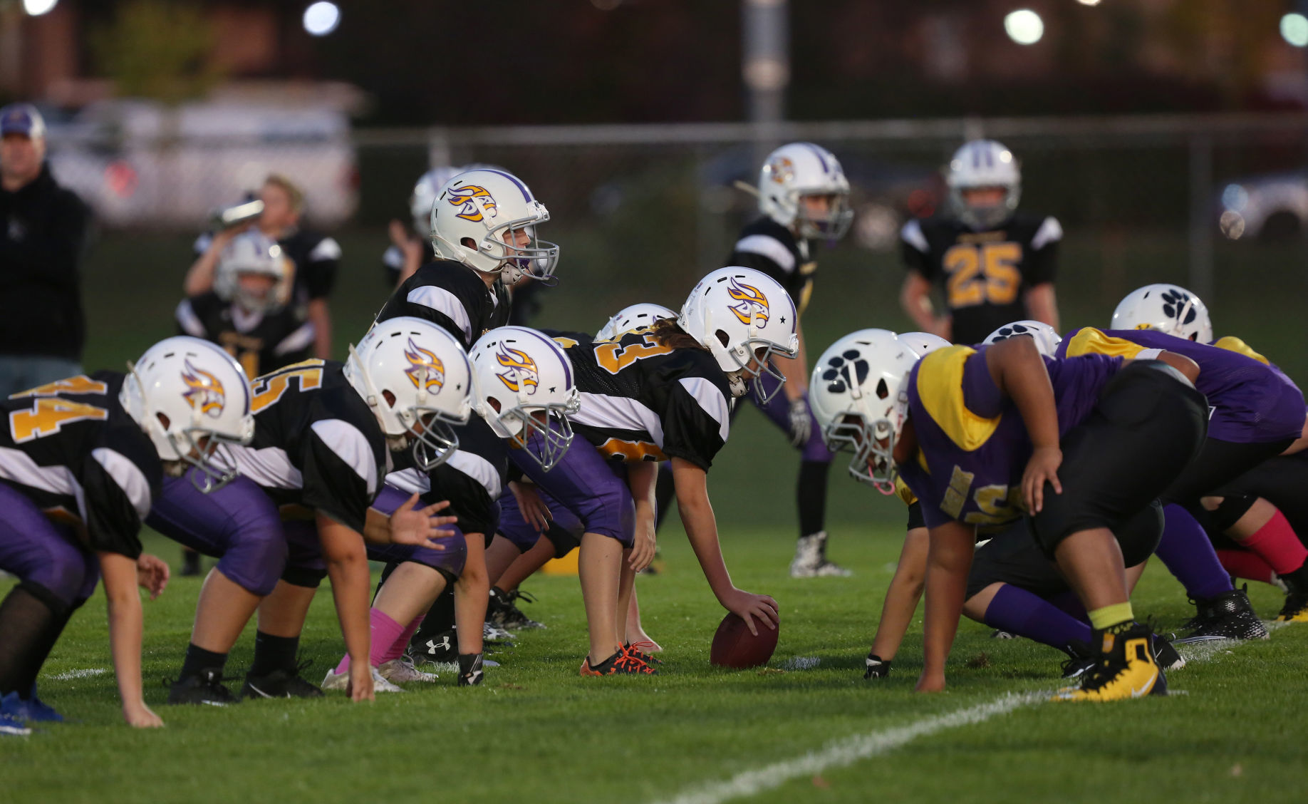 YOUTH FOOTBALL 21.jpg
